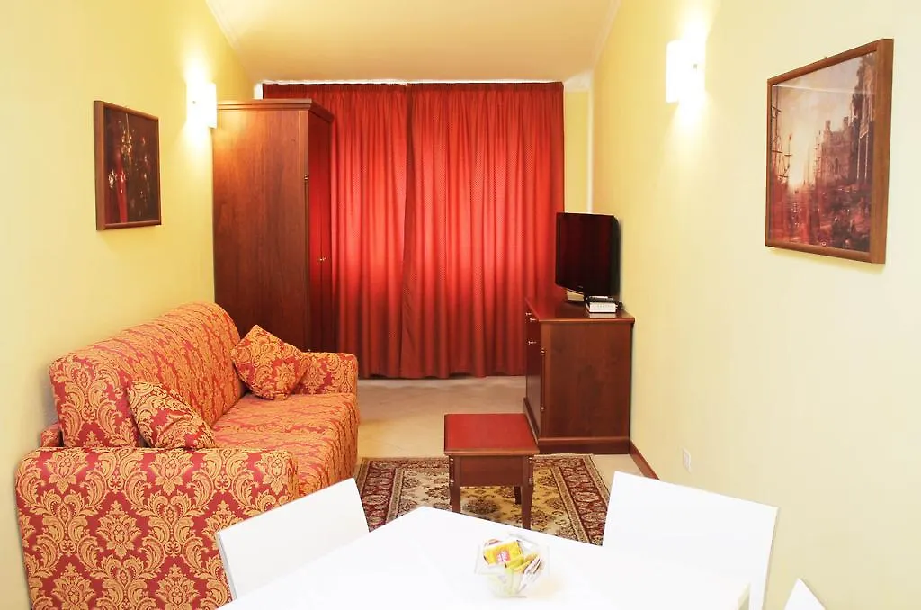 الشقق الفندقية لوكافي  Il Nido Della Rondine 3*, لوكا
